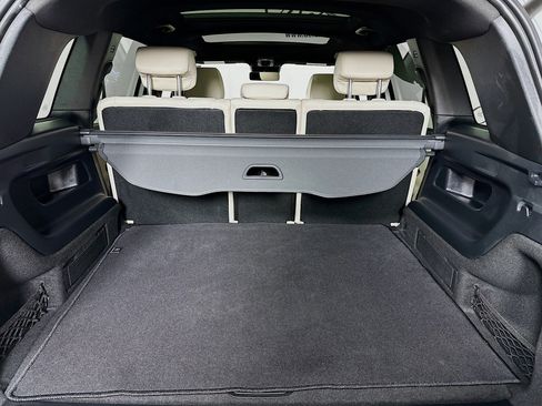 Used 2024 Mercedes-Benz GLB 250 4MATIC w/ Exclusive Package image 28