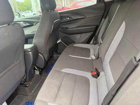 Used 2022 Chevrolet TrailBlazer LT FWD image 8