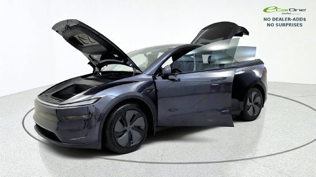 Used 2026 Tesla Model Y AWD image 13