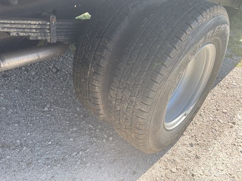 Used 2022 Chevrolet Express 3500 w/ Power Convenience Package image 7