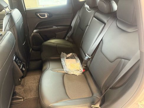 New 2026 Jeep Compass Latitude image 34