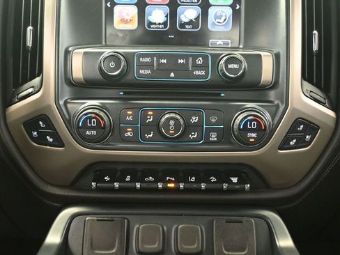 Used 2017 GMC Sierra 2500 Denali w/ Duramax Plus Package image 26