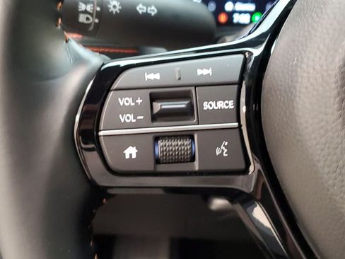 Certified 2025 Honda HR-V Sport image 11