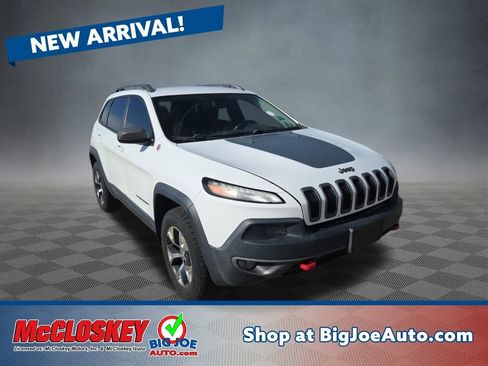 Used 2015 Jeep Cherokee Trailhawk w/ Leather Interior Group AWD/4WD image 1