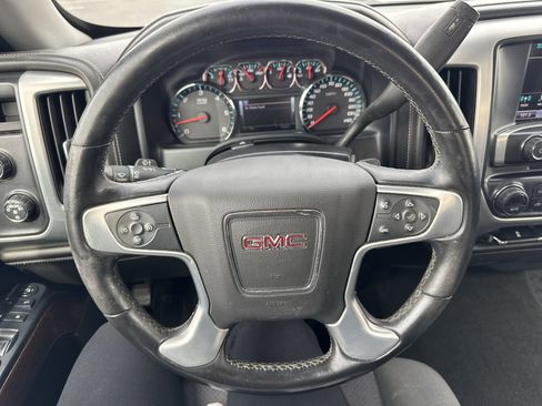 Used 2017 GMC Sierra 1500 SLE w/ SLE Value Package image 12