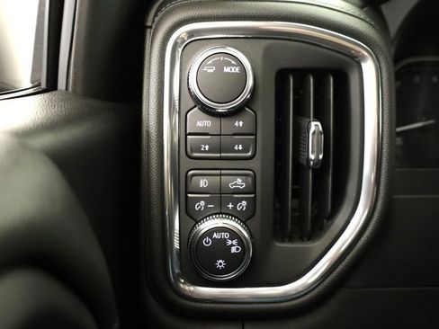 Used 2022 GMC Sierra 1500 Elevation w/ X31 Off-Road Package image 29