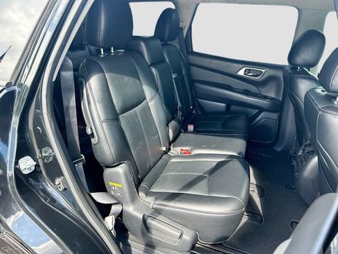 Used 2015 Nissan Pathfinder SL w/ SL Tech Package FWD image 35