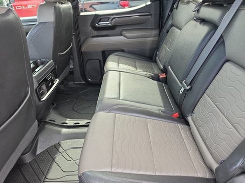 Used 2023 Chevrolet Silverado 1500 ZR2 AWD/4WD image 11