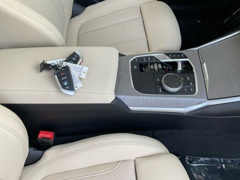 New 2026 BMW 330i Sedan w/ M Sport Package image 34