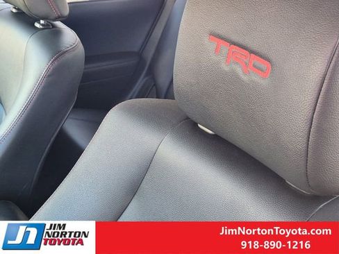 Used 2024 Toyota 4Runner TRD Off-Road Premium image 16