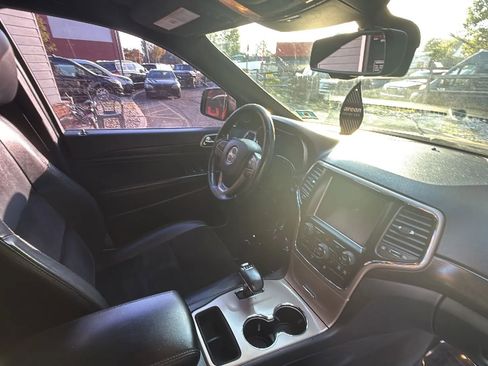 Used 2014 Jeep Grand Cherokee Altitude image 30