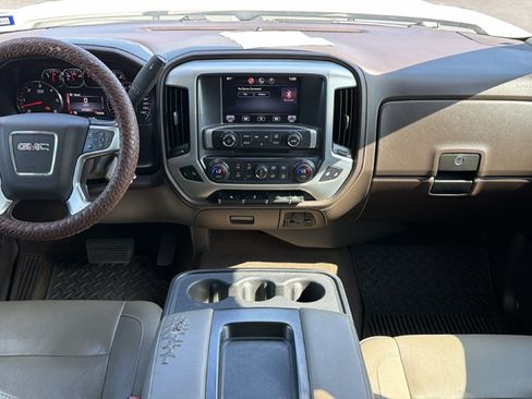 Used 2014 GMC Sierra 1500 SLT w/ SLT Crew Cab Value Package AWD/4WD image 24