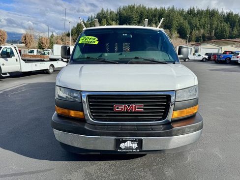 Used 2019 GMC Savana 2500 w/ Driver Convenience Package image 2