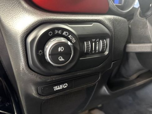 Used 2020 Jeep Gladiator Rubicon AWD/4WD image 22