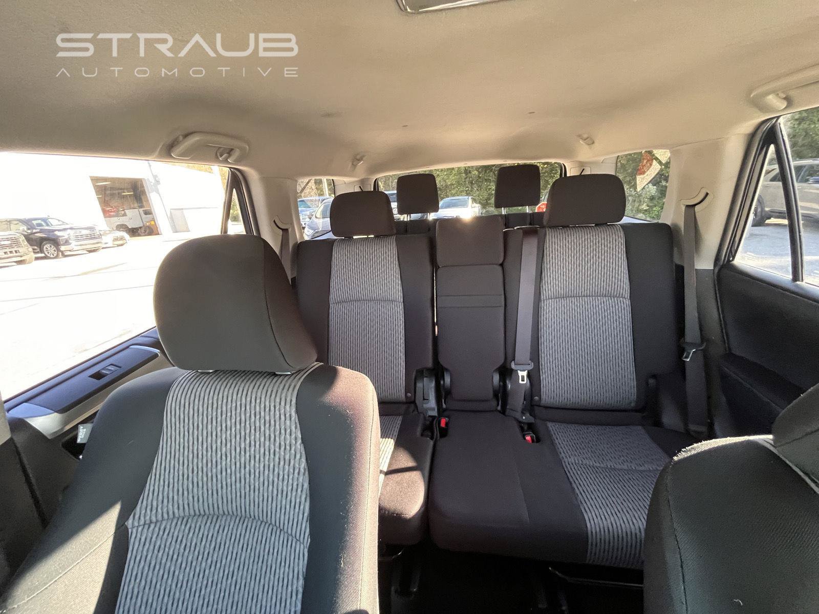 Used 2023 Toyota 4Runner SR5 AWD/4WD image 26