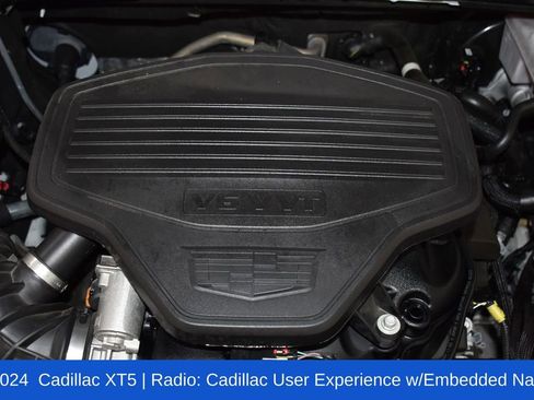 Used 2024 Cadillac XT5 Premium Luxury image 7