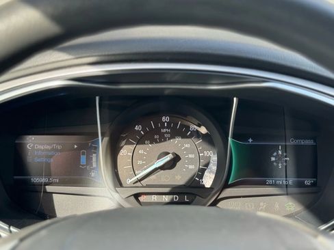 Used 2015 Ford Fusion S image 29