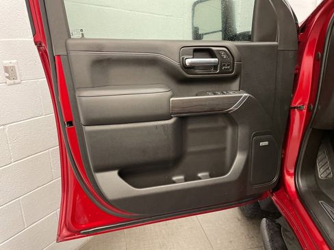 Used 2021 Chevrolet Silverado 2500 LTZ w/ LTZ Premium Package image 24