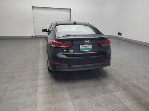 Used 2017 Hyundai Elantra SE image 6