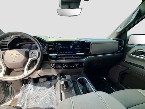 Used 2024 Chevrolet Silverado 1500 LTZ w/ LTZ Premium Package image 26