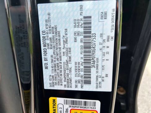 Used 2016 Ford Fusion SE w/ Equipment Group 202A AWD/4WD image 25