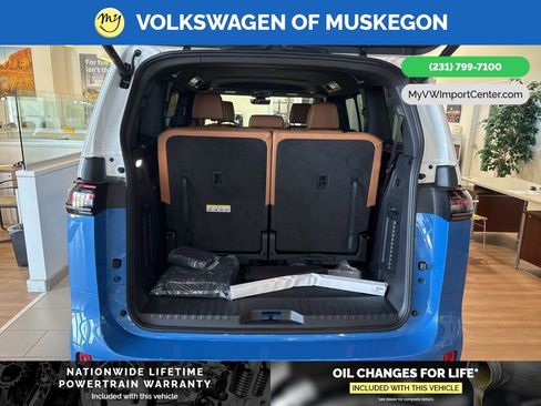 New 2025 Volkswagen ID. Buzz Pro S image 25