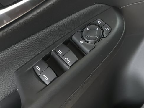 New 2026 Buick Envista Sport Touring FWD image 24