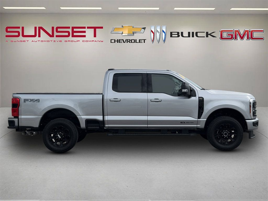 Used 2024 Ford F350 Lariat w/ Black Appearance Package AWD/4WD image 8