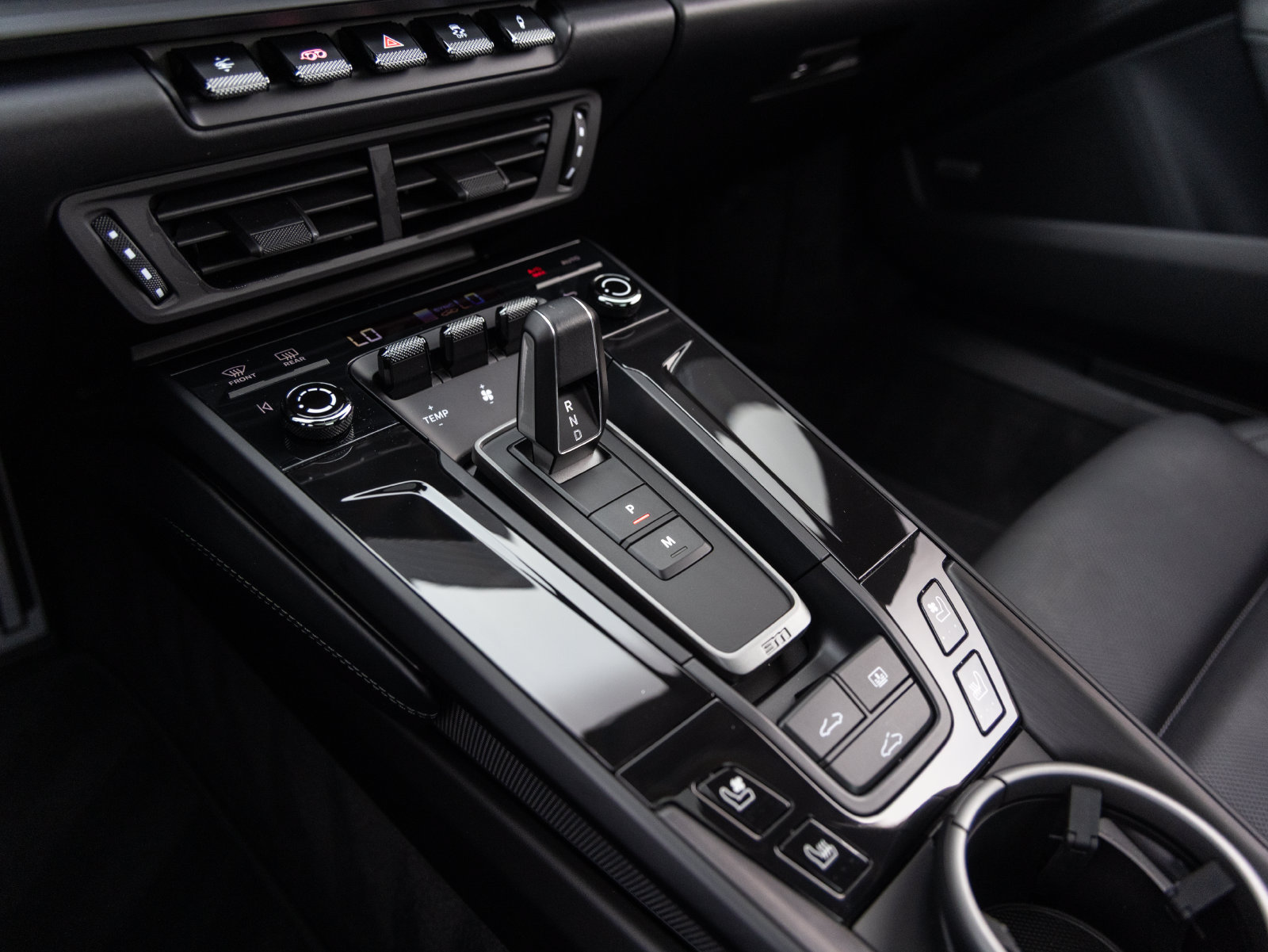 Certified 2025 Porsche 911 Carrera 4 GTS AWD/4WD image 18