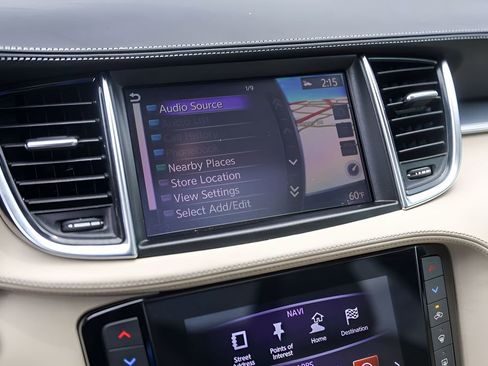 Used 2019 INFINITI QX50 Luxe w/ Navigation Package AWD/4WD image 16