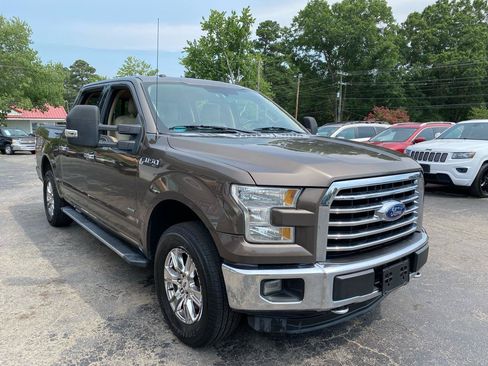 Used 2015 Ford F150 XLT w/ Equipment Group 302A Luxury AWD/4WD image 3