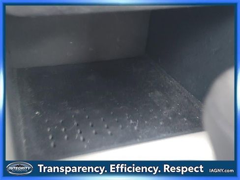 Used 2024 Toyota Corolla Cross L image 21