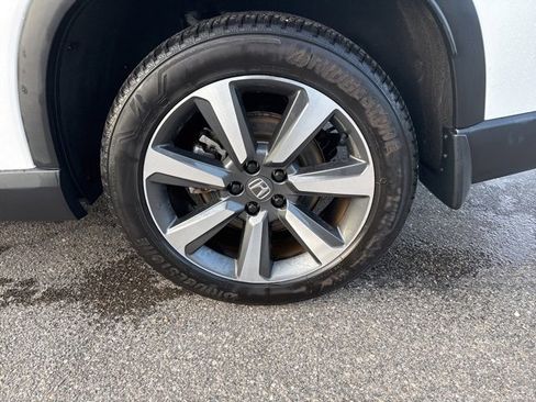 Certified 2025 Honda Pilot Elite image 4