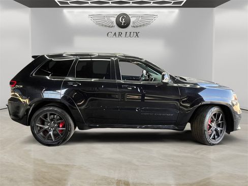 Used 2018 Jeep Grand Cherokee SRT w/ Trailer Tow Group IV image 6