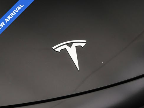 Used 2022 Tesla Model 3 image 25