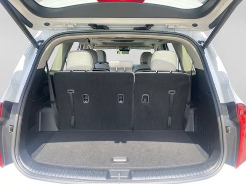 Used 2025 Kia Telluride S FWD image 26