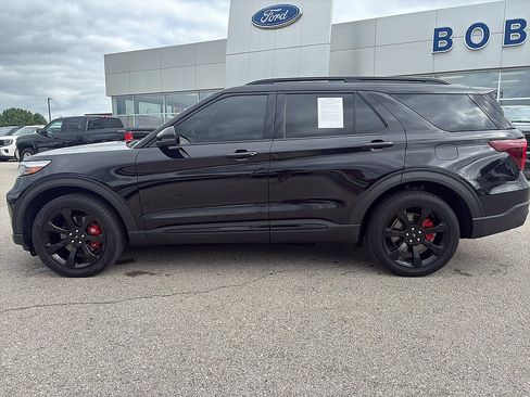 Used 2022 Ford Explorer ST w/ Equipment Group 401A AWD/4WD image 2