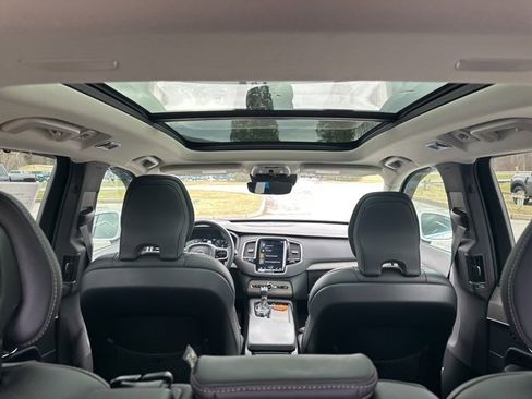 Used 2022 Volvo XC90 T6 Inscription w/ Advanced Package image 15