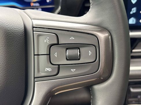 Used 2024 Chevrolet Silverado 2500 High Country w/ High Country Premium Package AWD/4WD image 21