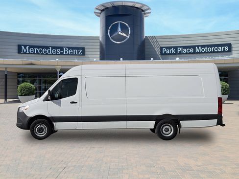 New 2025 Mercedes-Benz Sprinter 3500 image 3