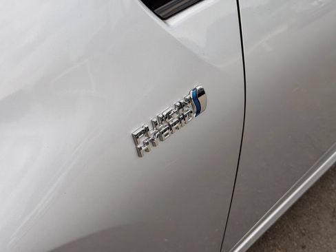 Used 2020 Toyota Prius Prime Limited FWD image 18