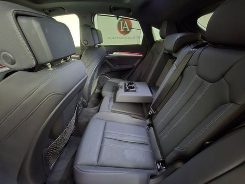 Used 2023 Audi Q5 2.0T Prestige w/ Prestige Package image 22