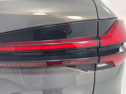 New 2026 BMW X5 xDrive50e w/ M Sport Package image 7