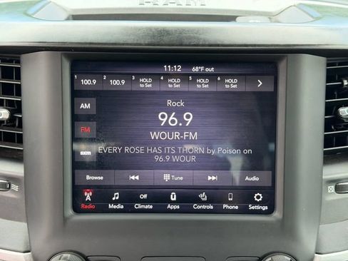 Used 2020 RAM 1500 Big Horn AWD/4WD image 16