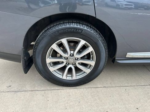 Used 2013 Nissan Pathfinder SL w/ Trailer Tow Pkg AWD/4WD image 37