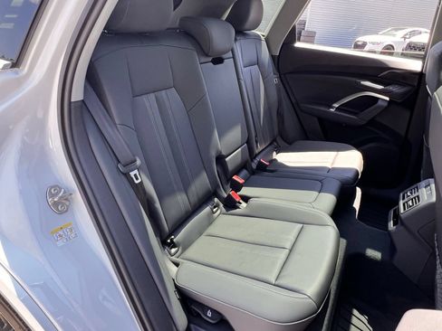 Used 2025 Audi Q5 Premium w/ Convenience Package AWD/4WD image 36