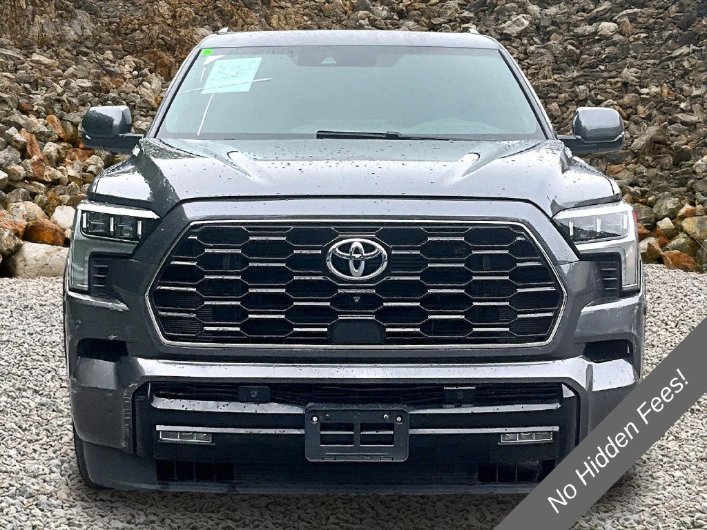 Used 2023 Toyota Sequoia Platinum AWD/4WD image 3