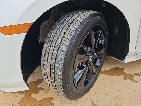 Used 2023 Honda Odyssey Sport image 18