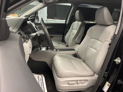 Used 2017 Honda Pilot EX-L image 11