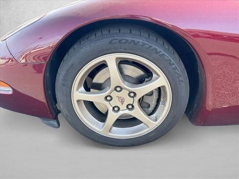 Used 2003 Chevrolet Corvette Coupe w/ Preferred Equipment Group image 17